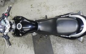 SUZUKI GSR250 2004