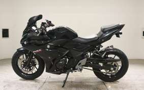 SUZUKI GSX250 R 2012