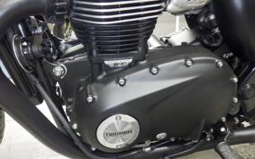 TRIUMPH BONNEVILLE T100 2019