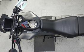 HUSQVARNA SVARTPILEN 401 2024