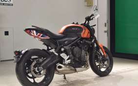 TRIUMPH TRIDENT 660 2023