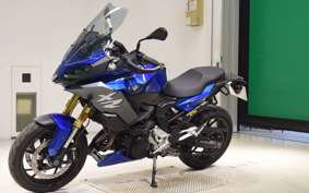 BMW F900XR 2022