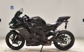 KAWASAKI ZX-25R ZX250E