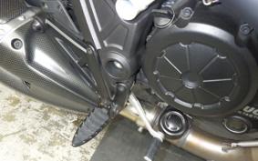 DUCATI DIAVEL AMG 2012