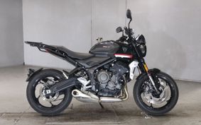 TRIUMPH  TRIUMPH  TRIDENT 660 LGL10U