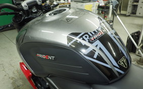 TRIUMPH TRIDENT 660 2023