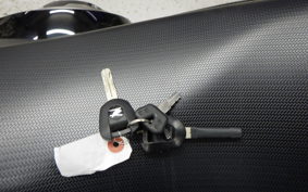 HONDA NM4 VULTUS -02 2019 RC82