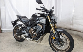 HONDA CB650R E-Clutch 2026 RH17