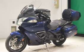 TRIUMPH TROPHY 1215 SE 2013
