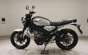 YAMAHA XSR125 1998 RE46J