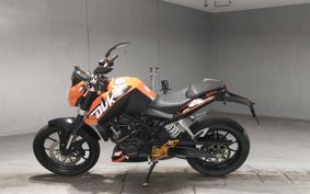 KTM 200 DUKE JUC4D