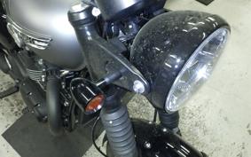 TRIUMPH BONNEVILLE T120 2025