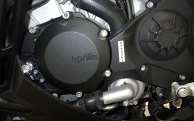 APRILIA RSV4 1100ファクトリ 2023