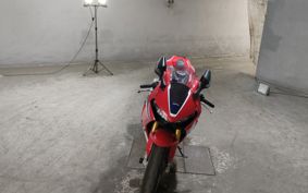 HONDA CBR1000RR 2017 SC77