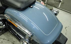 HARLEY FLBS 1870 2025