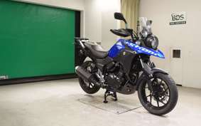 SUZUKI Vｽﾄﾛｰﾑ250 2017