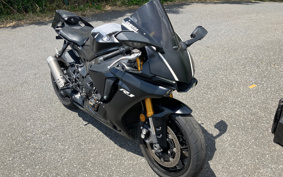 YAMAHA YZF-R1 2018 RN49