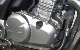 SUZUKI GSR250