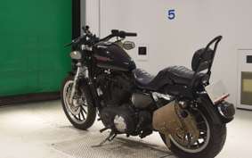 HARLEY XL883 2005