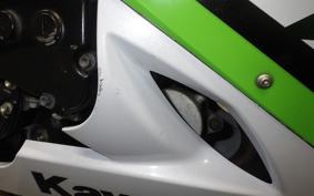 KAWASAKI ZX 10 NINJA R 2011