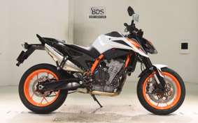 KTM 890 DUKE R 2021