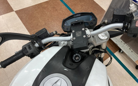 DUCATI MONSTAR M696 PLUS 2015 ZDMM503AADB