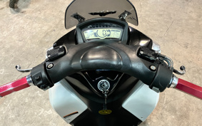 YAMAHA TRICITY 125 SE82J
