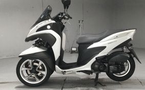 YAMAHA TRICITY 125 SE82J