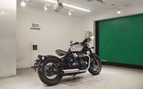 TRIUMPH BONNEVILLE BOBBER 2023
