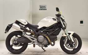 DUCATI MONSTER 696 2013