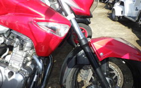 SUZUKI GSR250