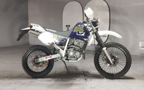 SUZUKI DJEBEL250XC SJ45A