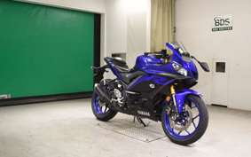 YAMAHA YZF-R25 2017 RG43J