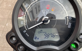 TRIUMPH STREET TWIN 2021 DAD74G