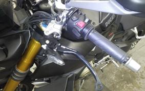 DUCATI STREETFIGHTER V4 S 2023