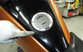 HONDA NM4 VULTUS -01 2015 RC82