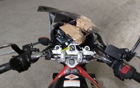 HONDA VTR 250 MC33
