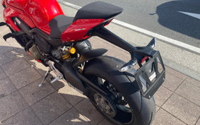 DUCATI STREET FIGHTER V4S 2023 1F00