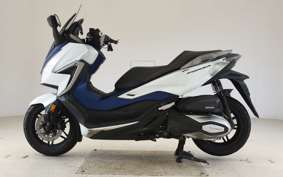 HONDA FORZA 250 MF15