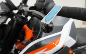 KTM 890 DUKE R 2020 TU940