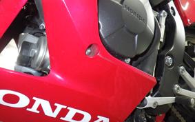 HONDA CBR600RR 2025 PC40