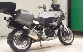 BMW F900XR 2021