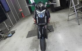 SUZUKI GSR250
