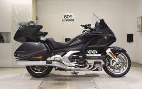 HONDA GL 1800 GOLD WING TOUR DCT 2021 SC79