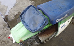 KAWASAKI KMX200 MX200A