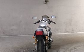 SUZUKI GSX1100S KATANA 2000 GU76A