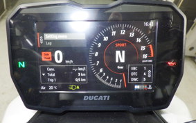 DUCATI ストリート FIGHTER V4SUP 2025