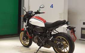 YAMAHA XSR700 2022 RM22J