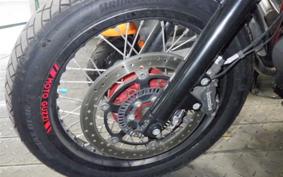 MOTO GUZZI V7 STONE 2019
