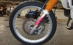 SUZUKI DR250 R SJ45A